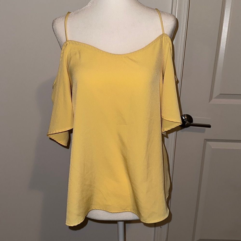 Bp. Yellow Cold shoulder Top